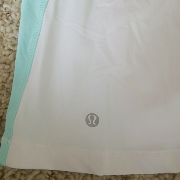 Lululemon tank - Picture 4 of 4